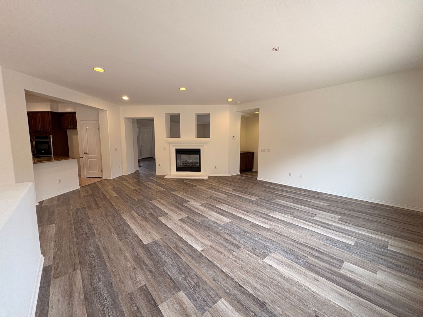 2413 Simon Cir - Corona - California - 5 bed, 4 bath rental property