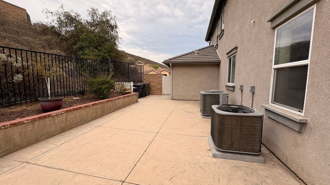 2413 Simon Cir - Corona - California - 5 bed, 4 bath rental property