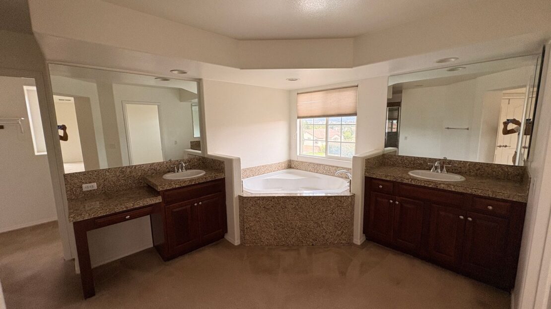 2413 Simon Cir - Corona - California - 5 bed, 4 bath rental property