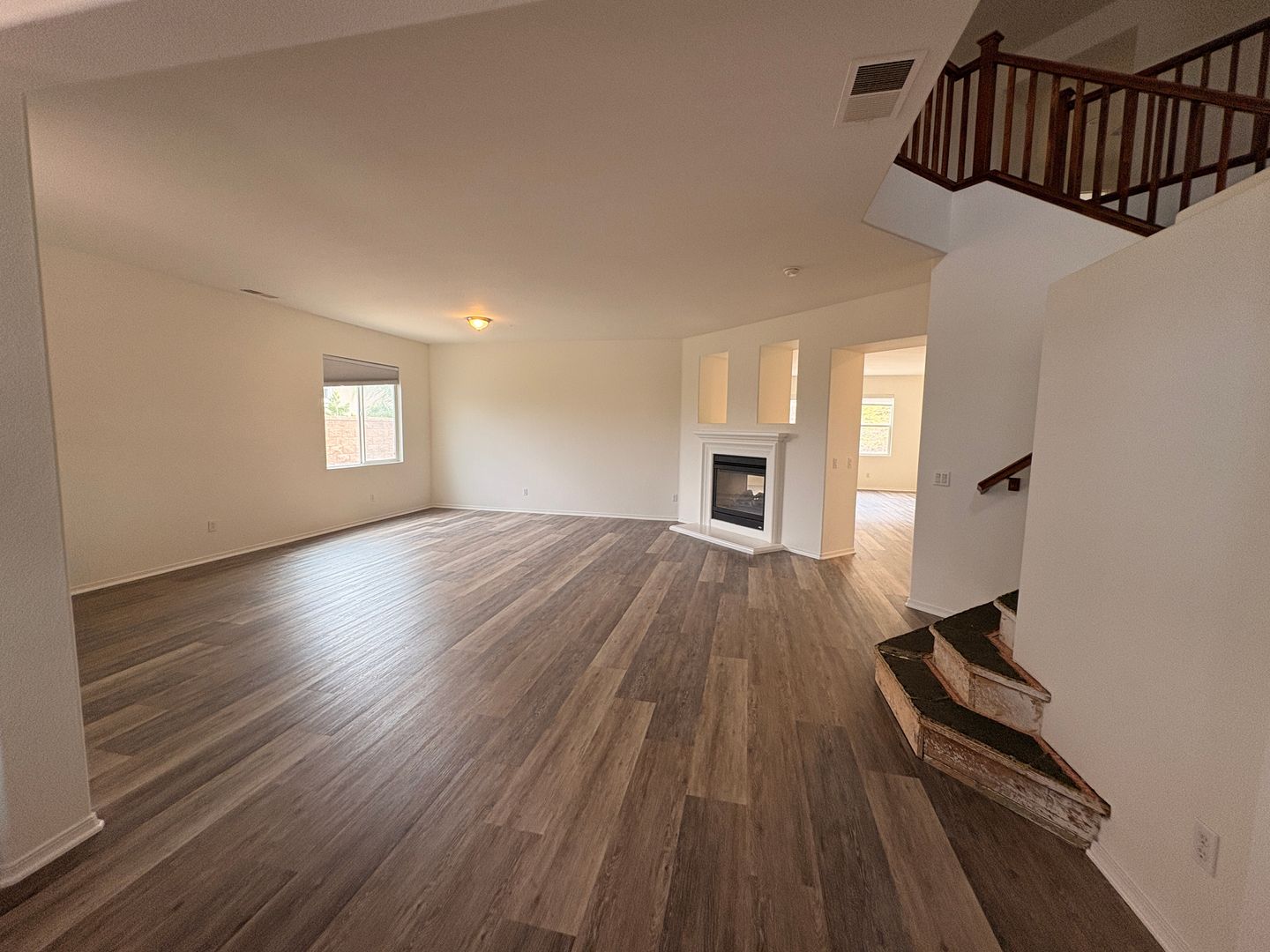 2413 Simon Cir - Corona - California - 5 bed, 4 bath rental property