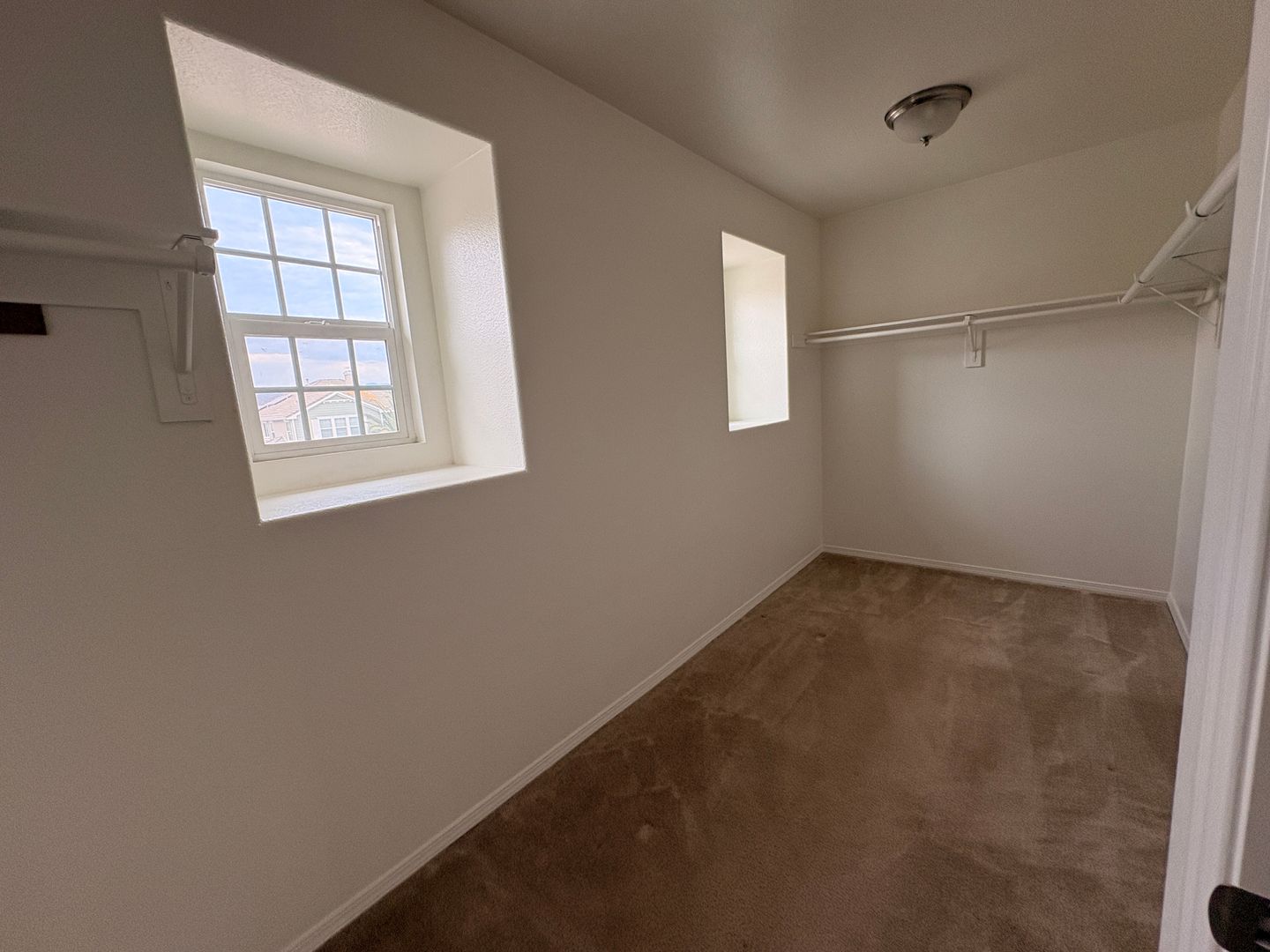 2413 Simon Cir - Corona - California - 5 bed, 4 bath rental property