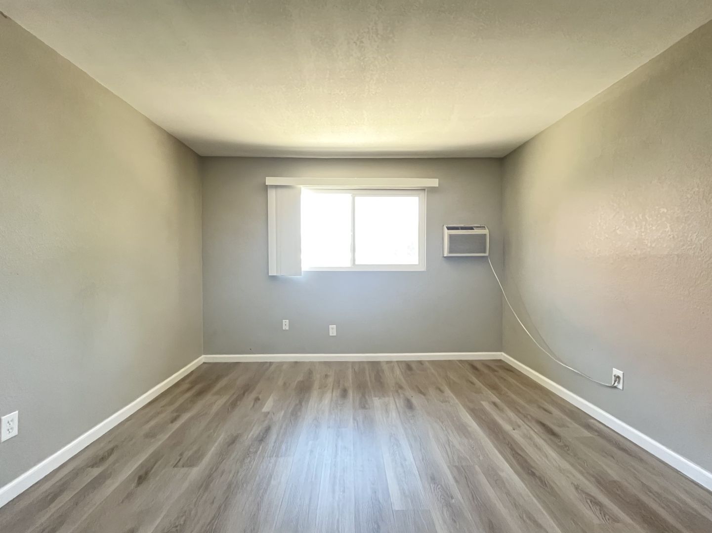 24238 Postal Ave  Unit 5 - Moreno Valley - California - 1 bed, 1 bath rental property