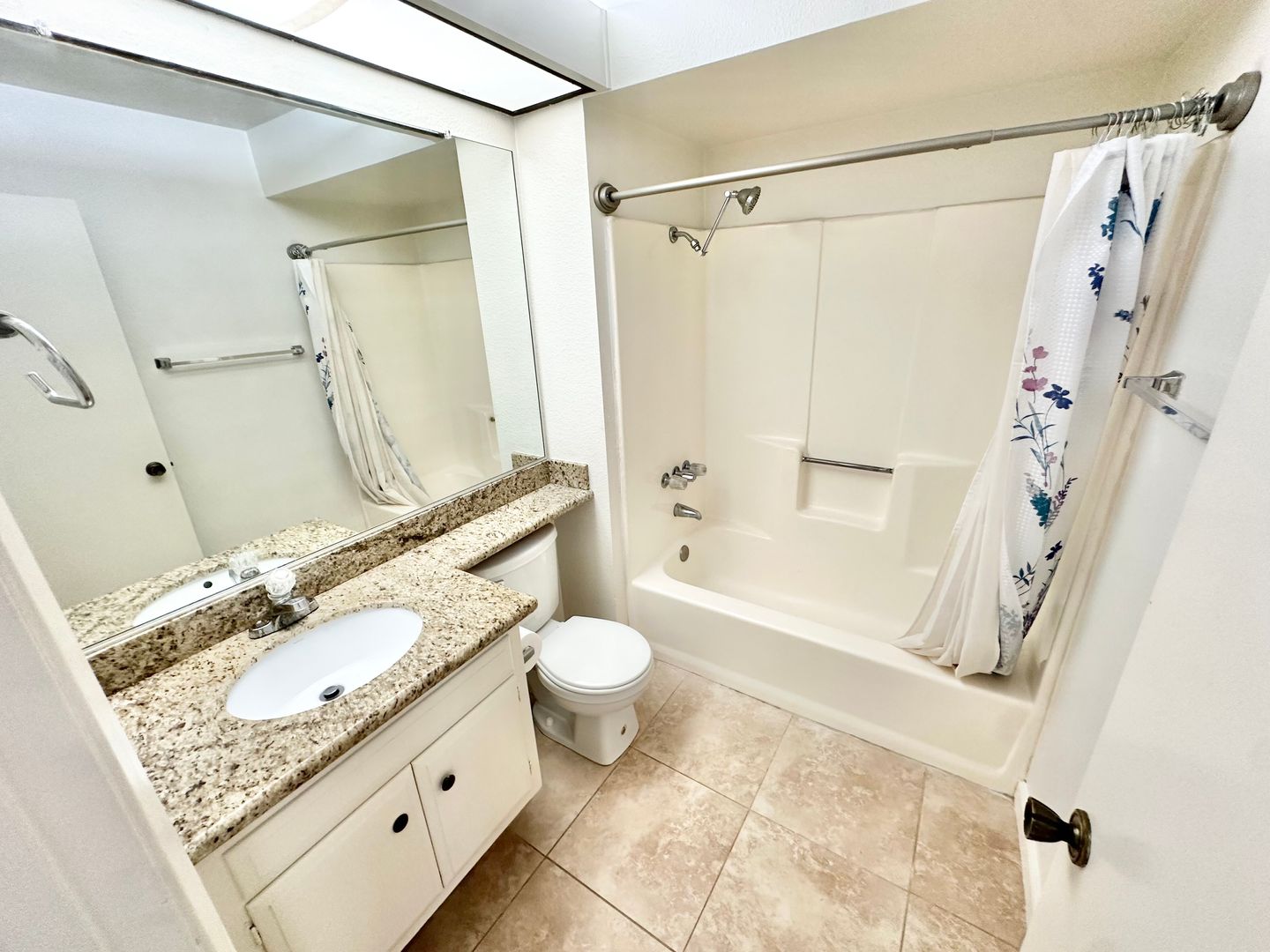 24283 El Pilar #28 - Laguna Niguel - California - 1 bed, 1 bath rental property