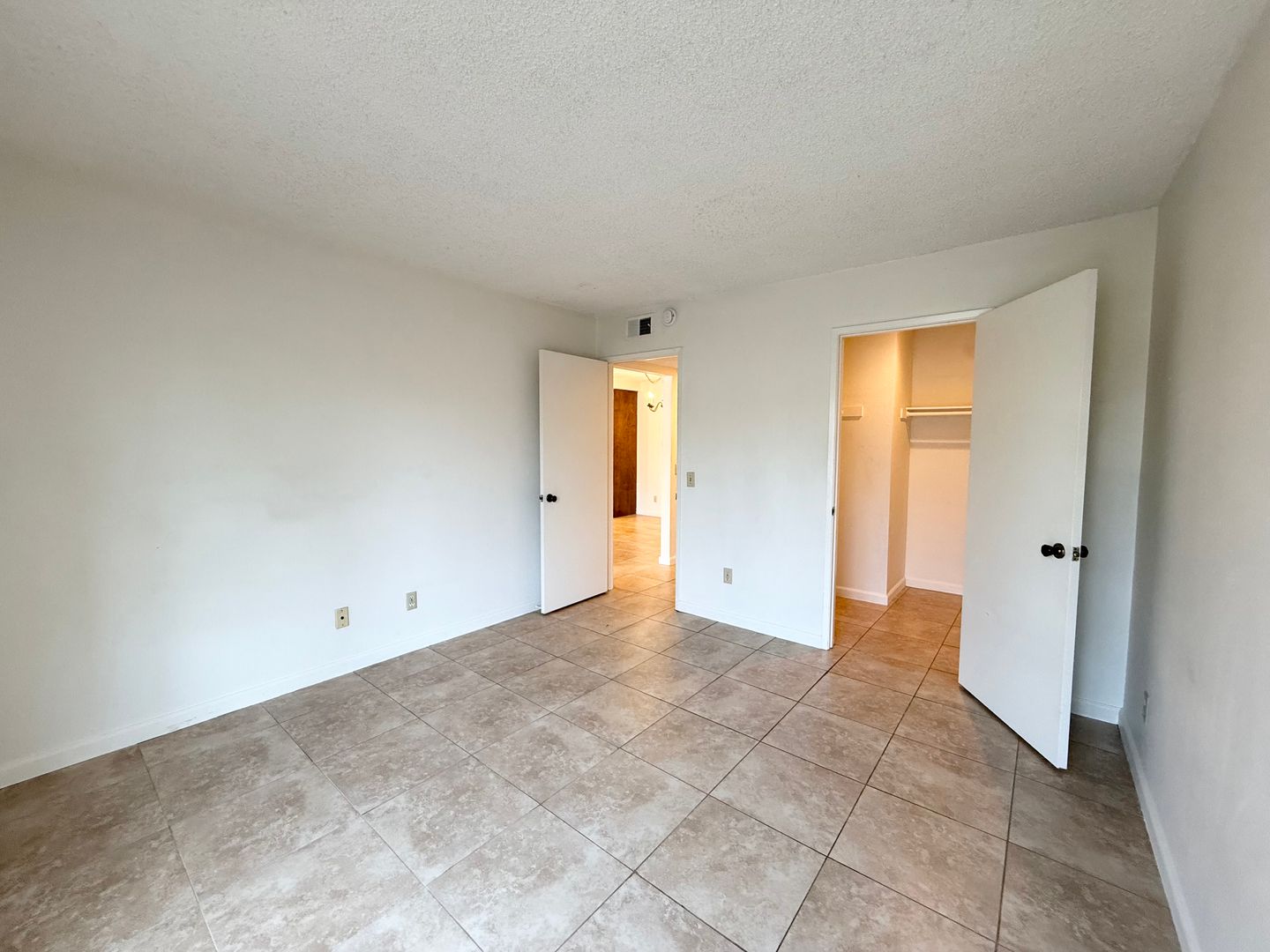 24283 El Pilar #28 - Laguna Niguel - California - 1 bed, 1 bath rental property