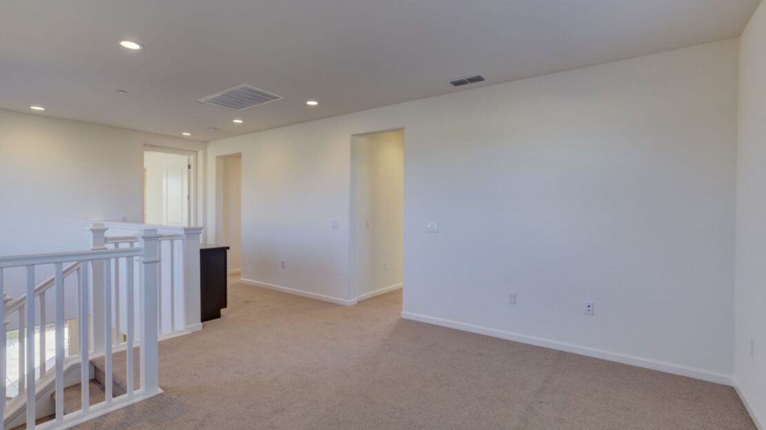 2432 Middlebury Dr - Lathrop - California - 5 bed, 4.5 bath rental property