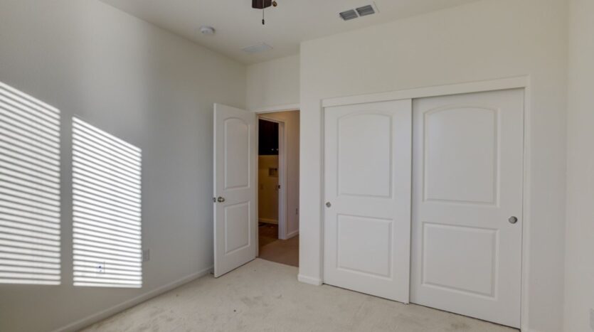 2432 Middlebury Dr - Lathrop - California - 5 bed, 4.5 bath rental property