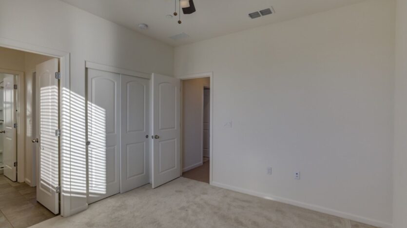 2432 Middlebury Dr - Lathrop - California - 5 bed, 4.5 bath rental property