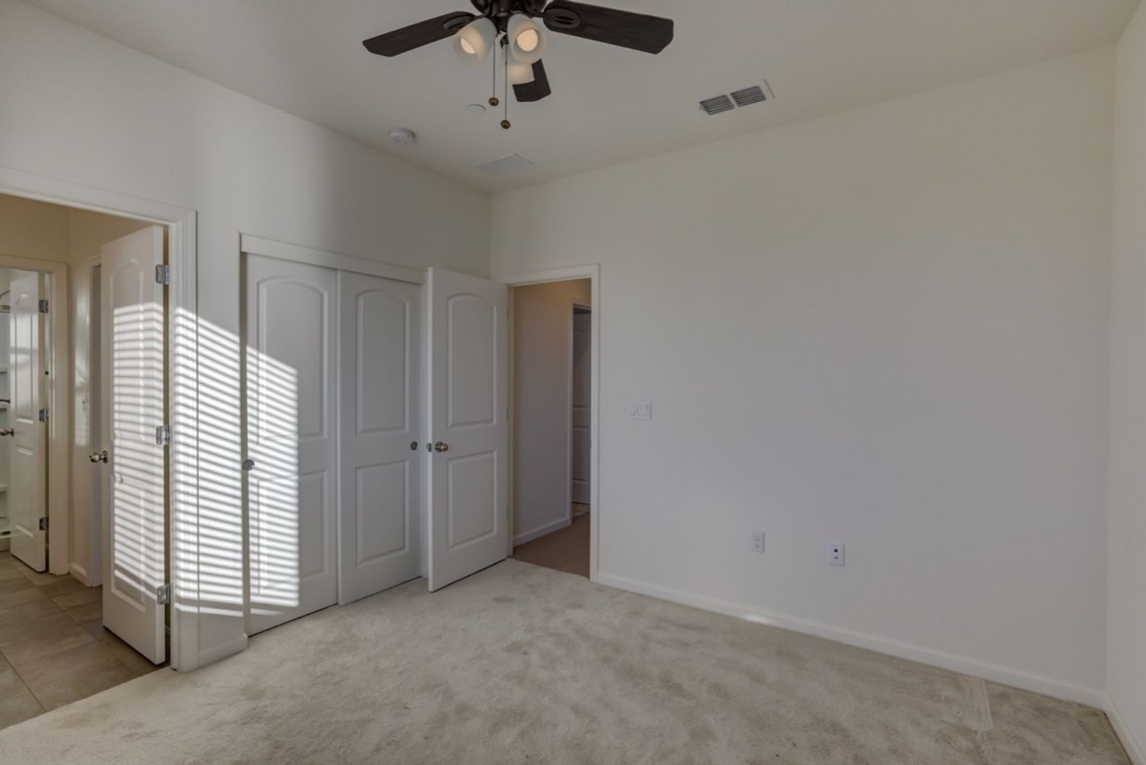 2432 Middlebury Dr - Lathrop - California - 5 bed, 4.5 bath rental property