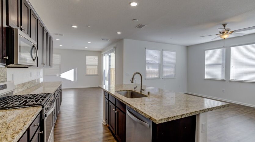 2432 Middlebury Dr - Lathrop - California - 5 bed, 4.5 bath rental property