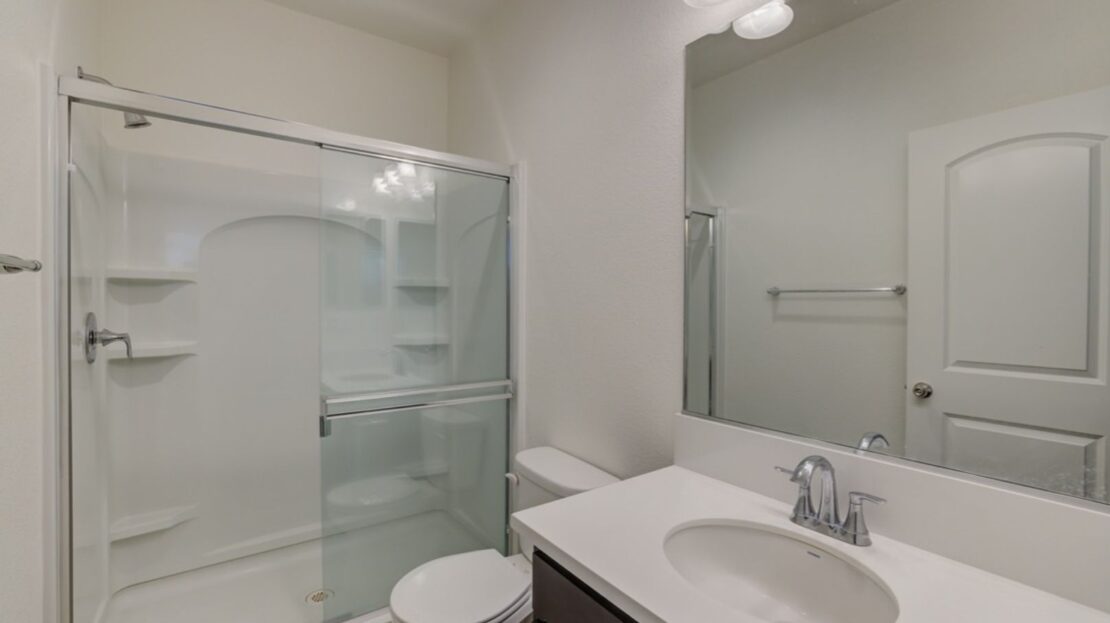 2432 Middlebury Dr - Lathrop - California - 5 bed, 4.5 bath rental property