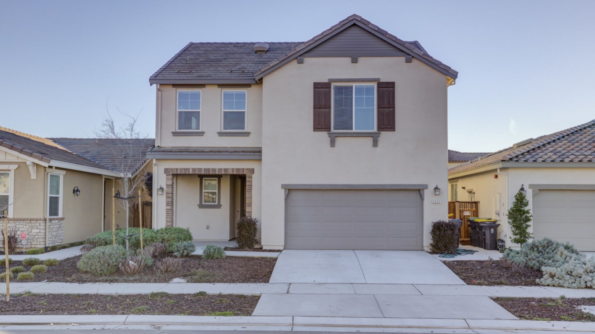 2432 Middlebury Dr - Lathrop - California - 5 bed, 4.5 bath rental property