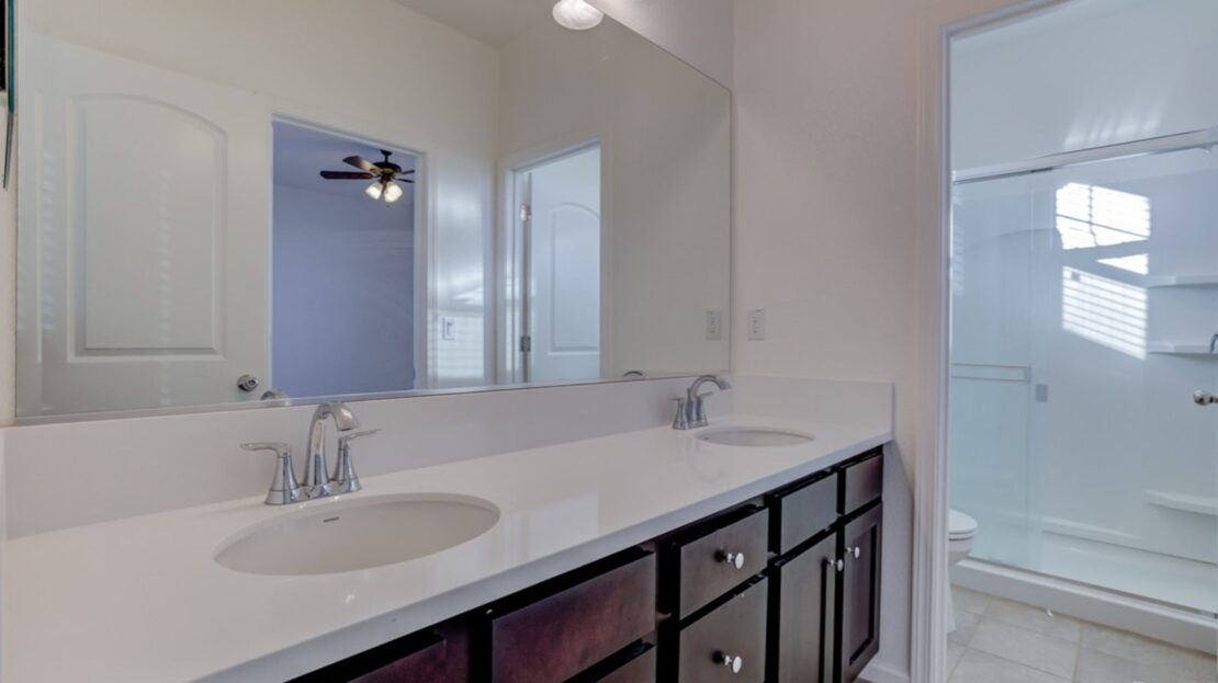 2432 Middlebury Dr - Lathrop - California - 5 bed, 4.5 bath rental property