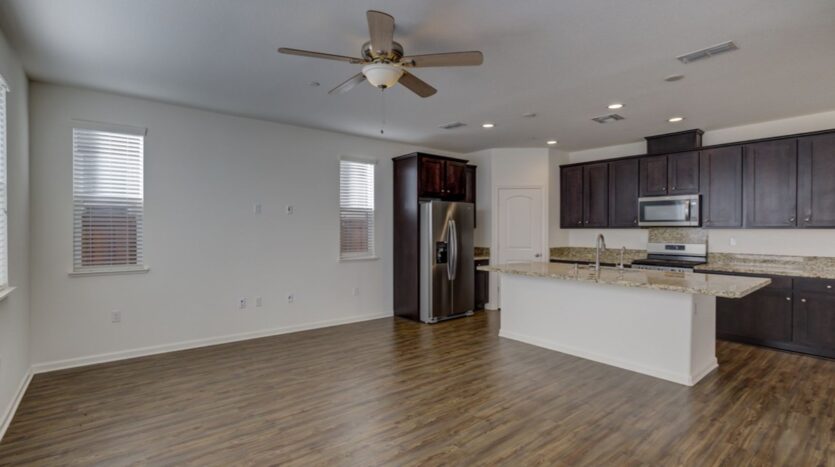 2432 Middlebury Dr - Lathrop - California - 5 bed, 4.5 bath rental property