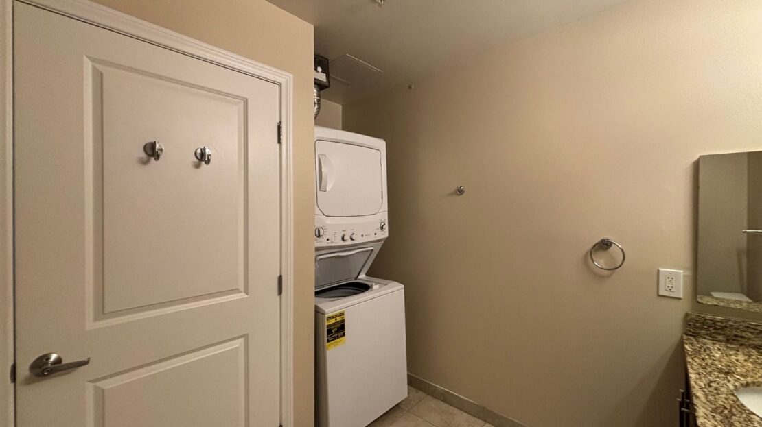 253 10th Ave #423 - San Diego - California - 2 bed, 1 bath rental property