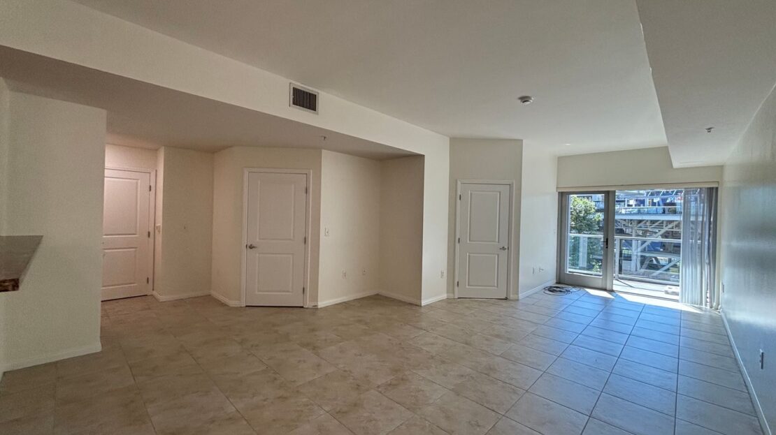 253 10th Ave #423 - San Diego - California - 2 bed, 1 bath rental property