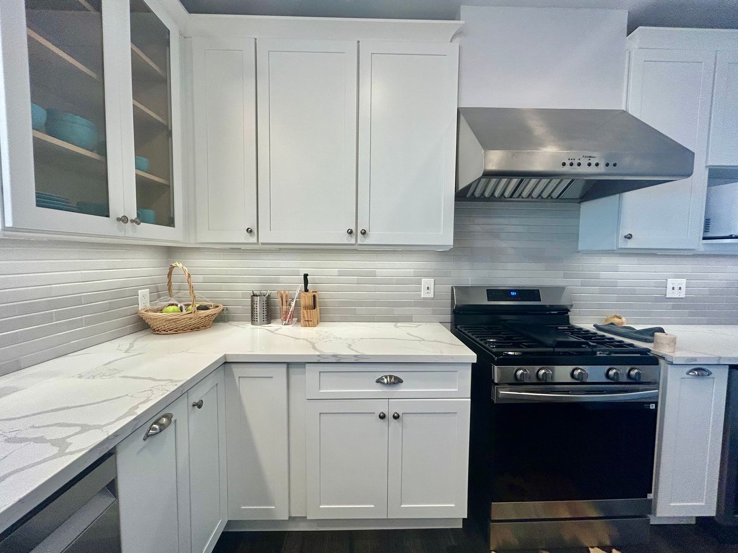 2656 Van Buren Pl  - Los Angeles - California - 4 bed, 3 bath rental property