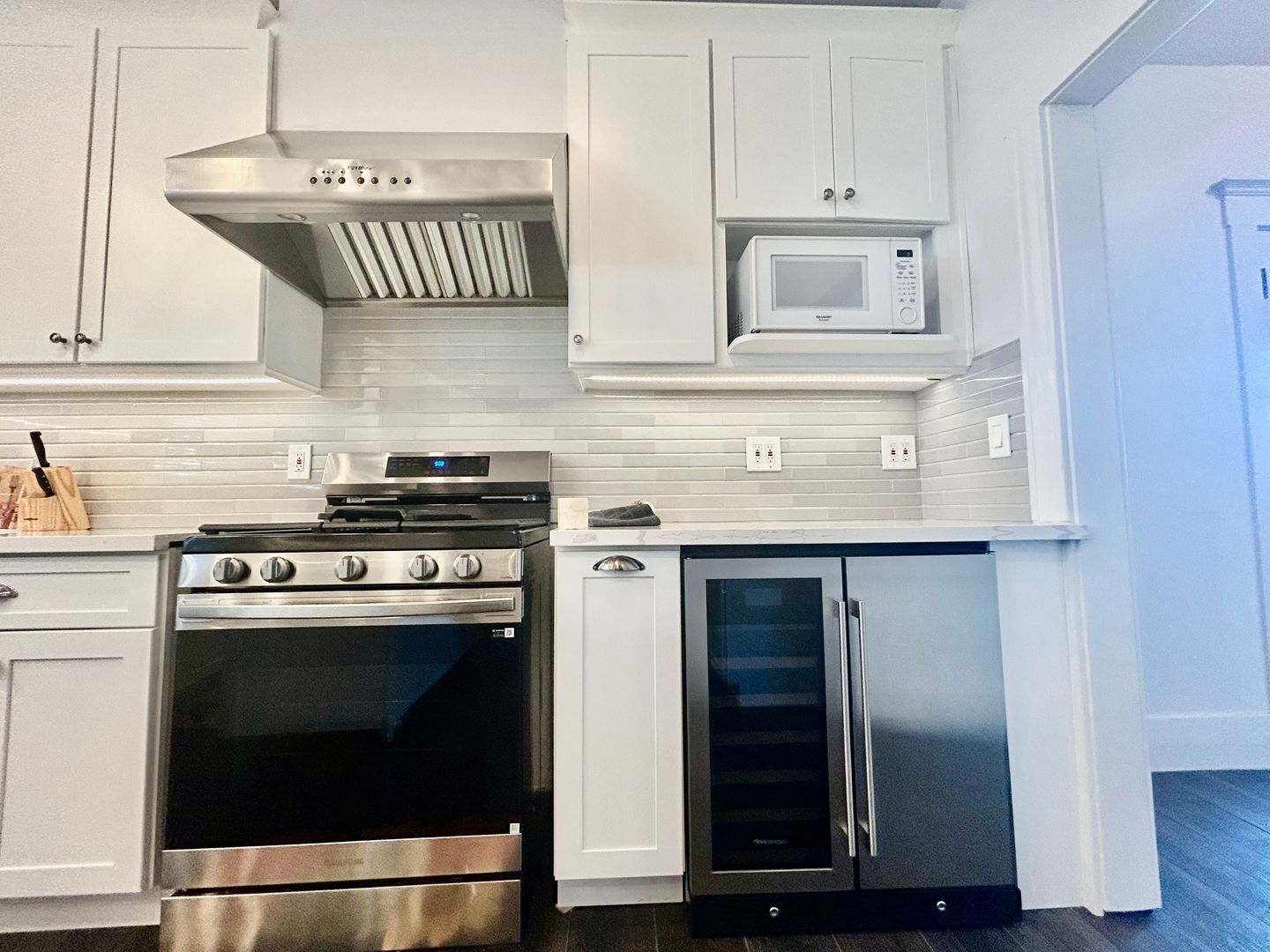 2656 Van Buren Pl  - Los Angeles - California - 4 bed, 3 bath rental property