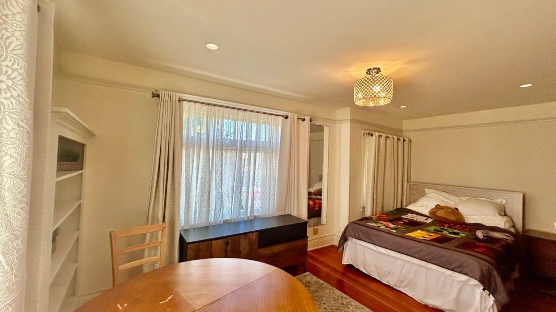 2656 Van Buren Pl  - Los Angeles - California - 4 bed, 3 bath rental property