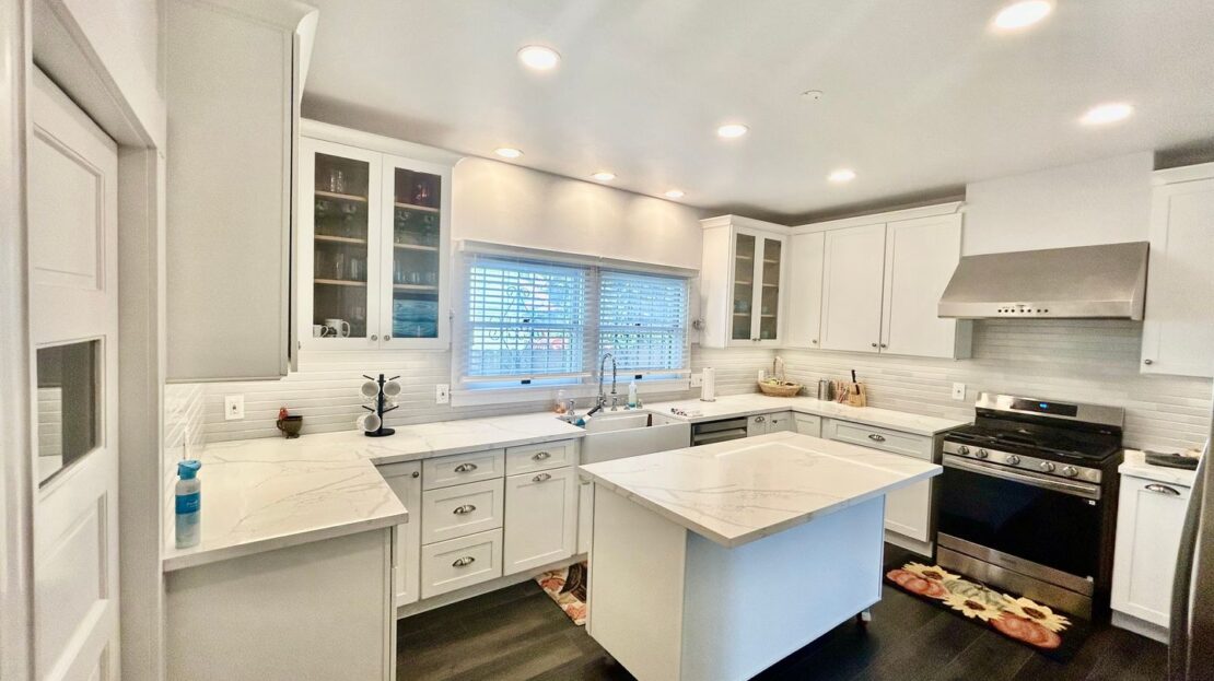 2656 Van Buren Pl  - Los Angeles - California - 4 bed, 3 bath rental property