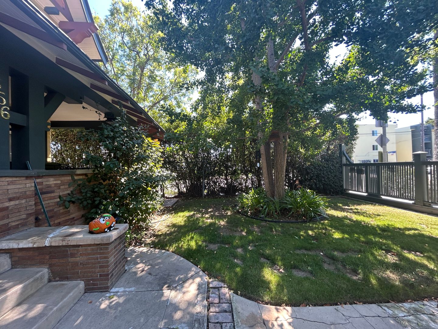 2656 Van Buren Pl  - Los Angeles - California - 4 bed, 3 bath rental property