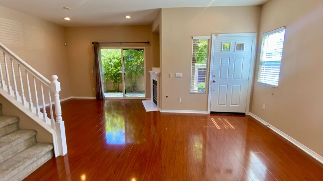 2670 Night Jasmine Drive - Simi Valley - California - 4 bed, 2.5 bath rental property