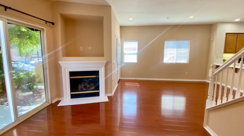 2670 Night Jasmine Drive - Simi Valley - California - 4 bed, 2.5 bath rental property