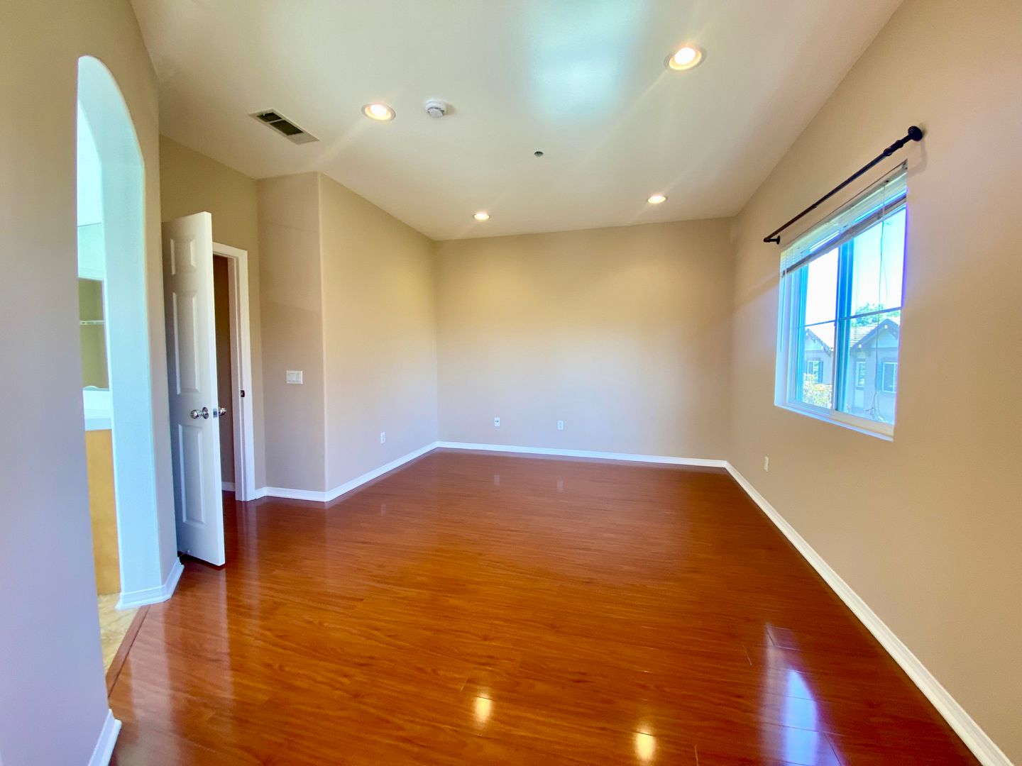 2670 Night Jasmine Drive - Simi Valley - California - 4 bed, 2.5 bath rental property