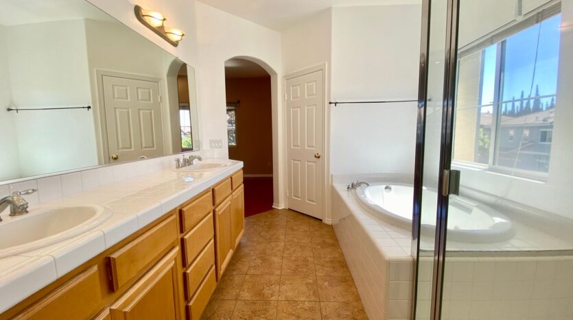 2670 Night Jasmine Drive - Simi Valley - California - 4 bed, 2.5 bath rental property