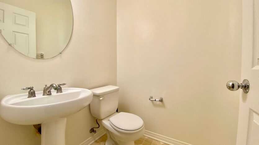 2670 Night Jasmine Drive - Simi Valley - California - 4 bed, 2.5 bath rental property