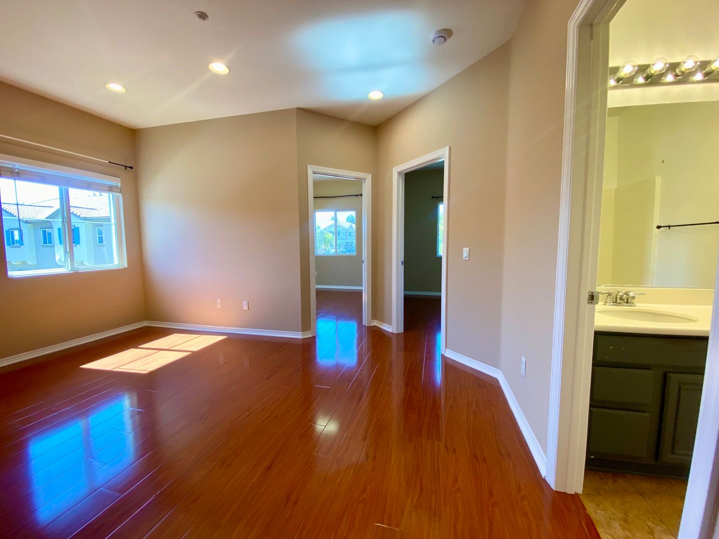 2670 Night Jasmine Drive - Simi Valley - California - 4 bed, 2.5 bath rental property