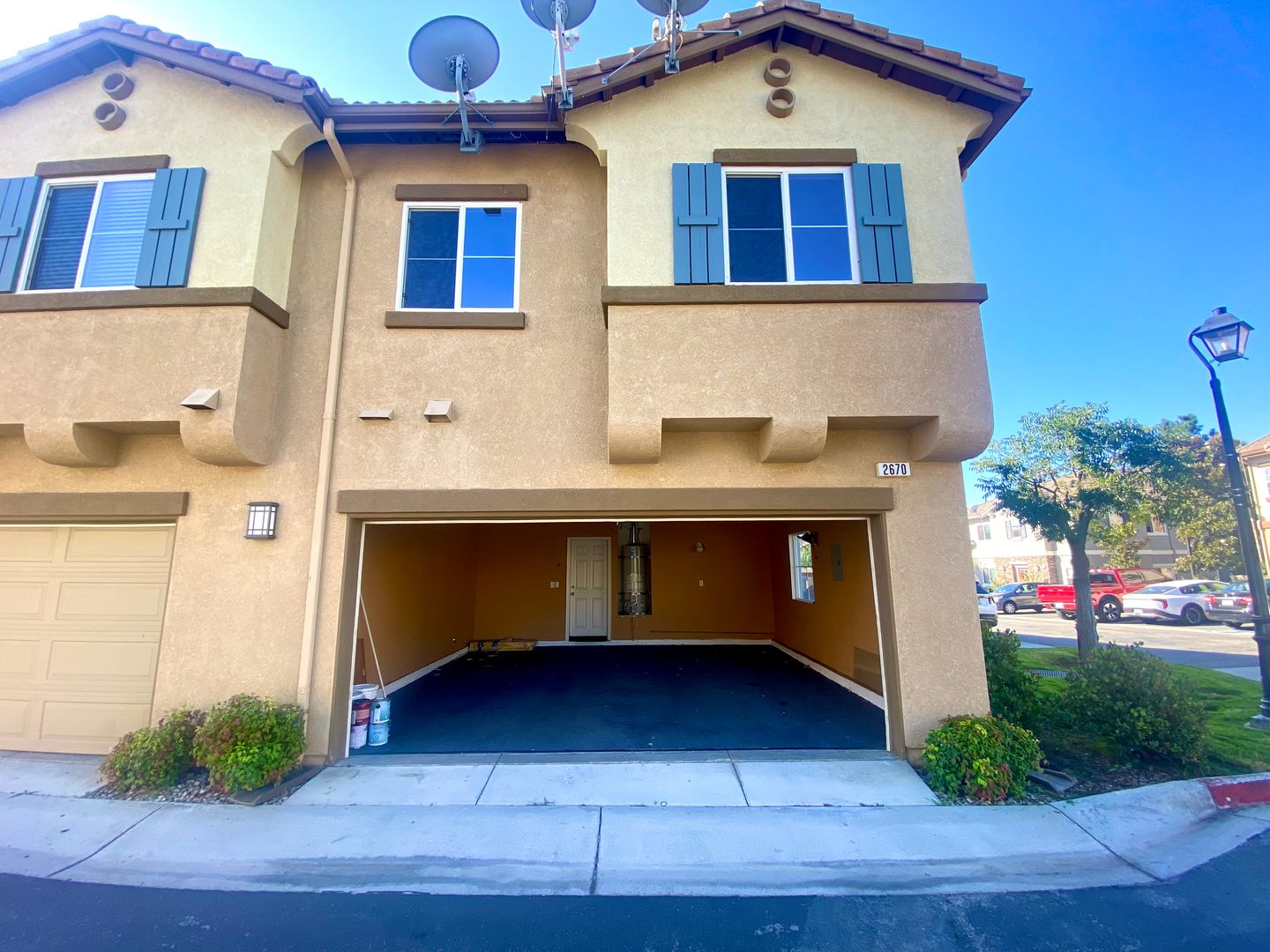 2670 Night Jasmine Drive - Simi Valley - California - 4 bed, 2.5 bath rental property