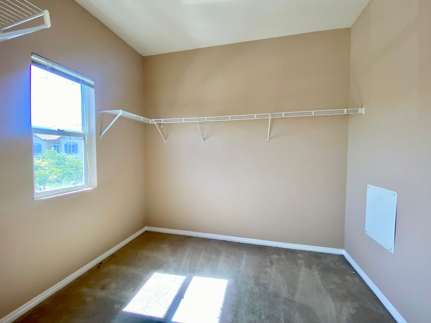 2670 Night Jasmine Drive - Simi Valley - California - 4 bed, 2.5 bath rental property