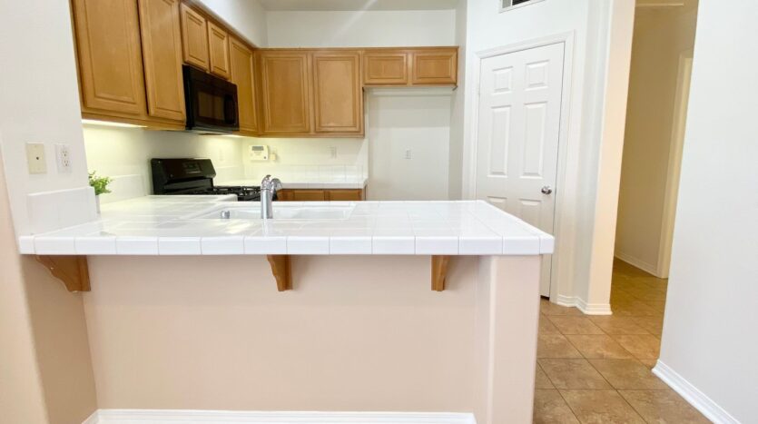 2670 Night Jasmine Drive - Simi Valley - California - 4 bed, 2.5 bath rental property