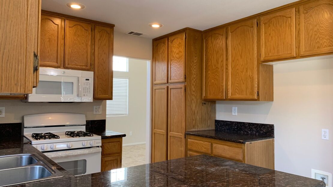 27052 Fitzgerald Pl - Menifee - California - 3 bed, 2.5 bath rental property