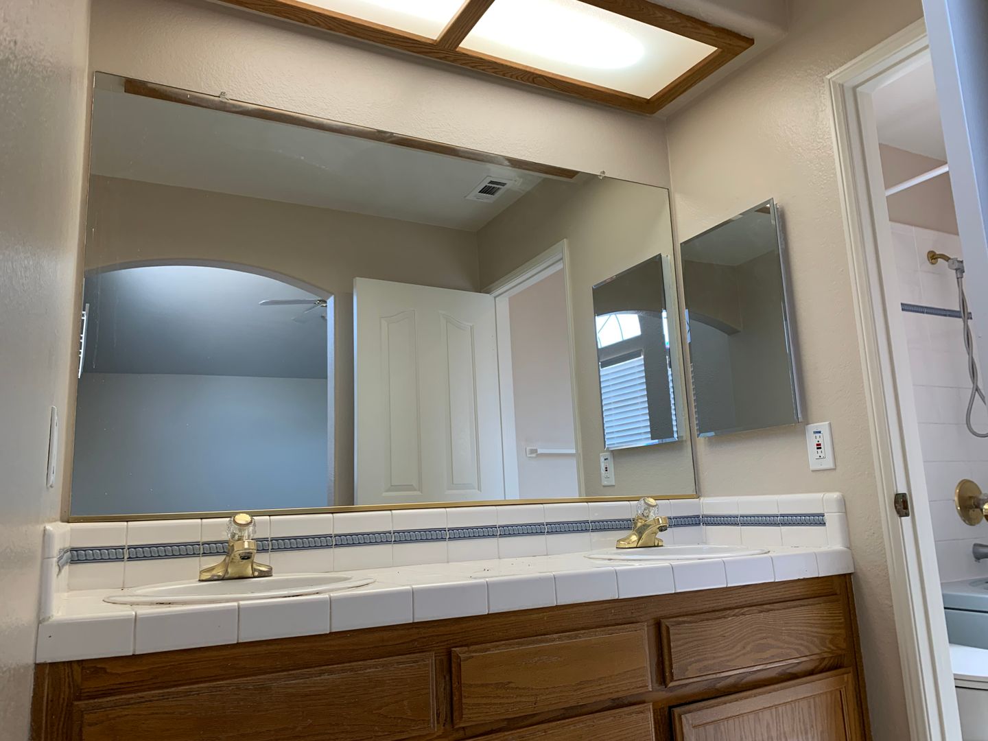 27052 Fitzgerald Pl - Menifee - California - 3 bed, 2.5 bath rental property