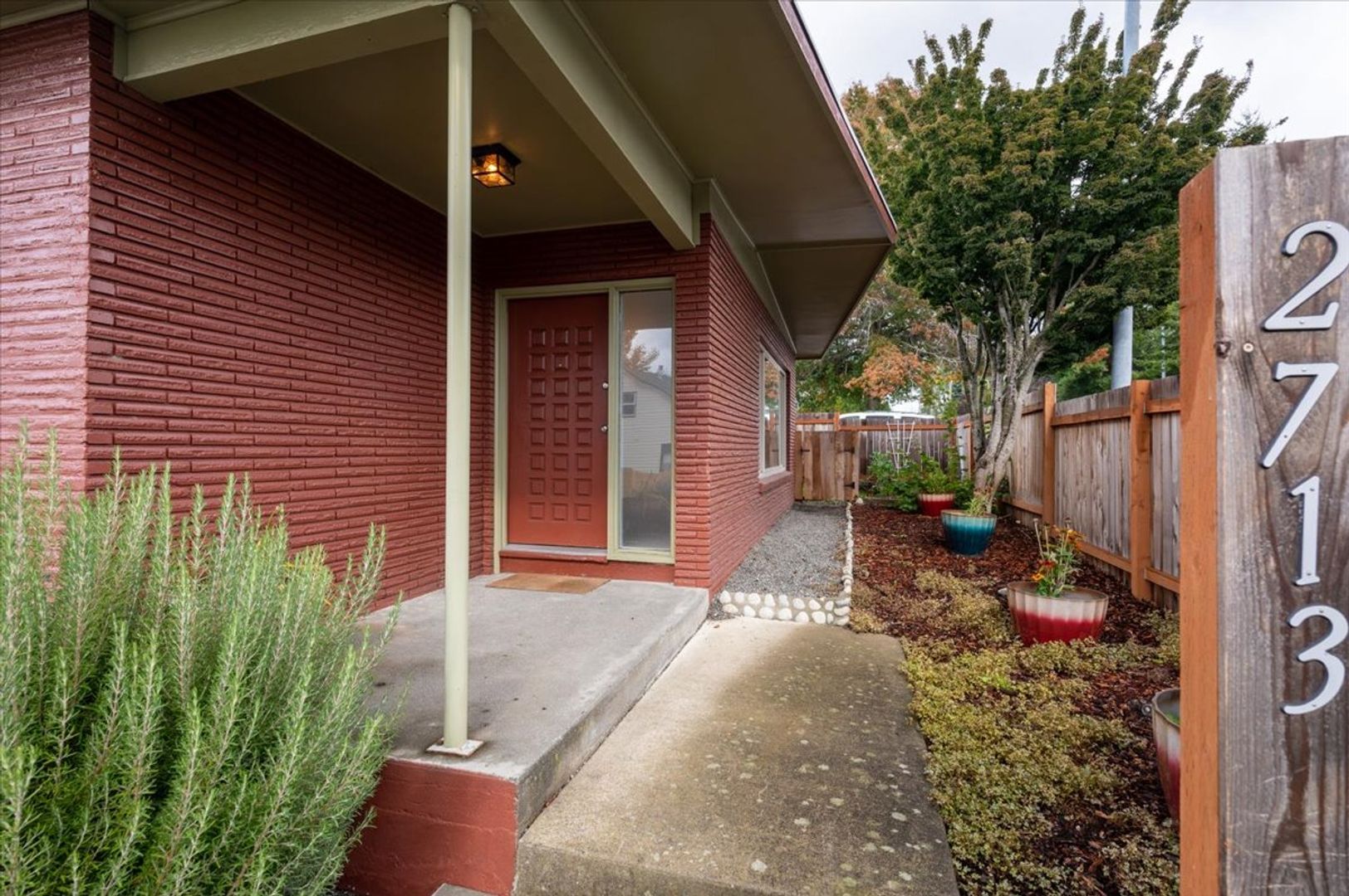 2713 Woburn Street - Bellingham - Washington - 3 bed, 2 bath rental property