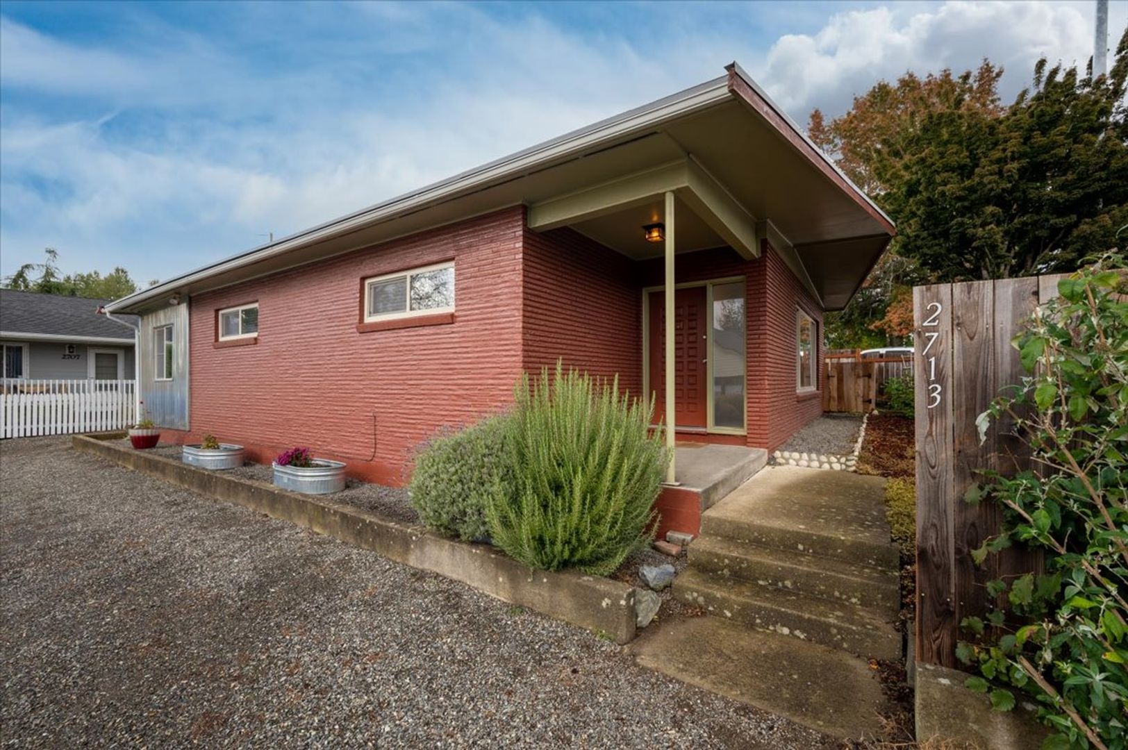 2713 Woburn Street - Bellingham - Washington - 3 bed, 2 bath rental property