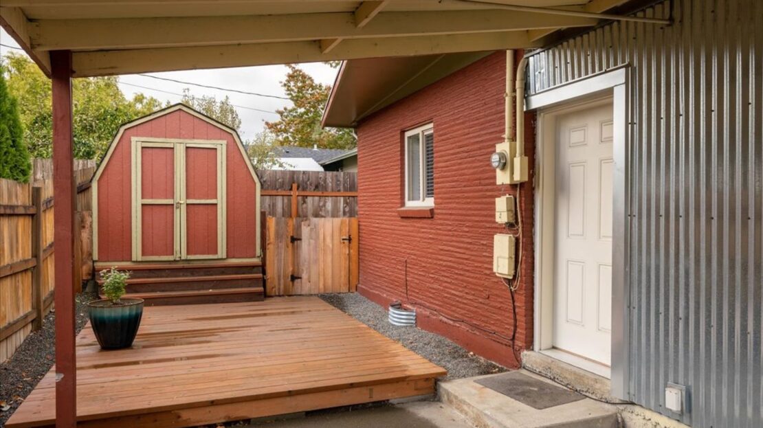 2713 Woburn Street - Bellingham - Washington - 3 bed, 2 bath rental property