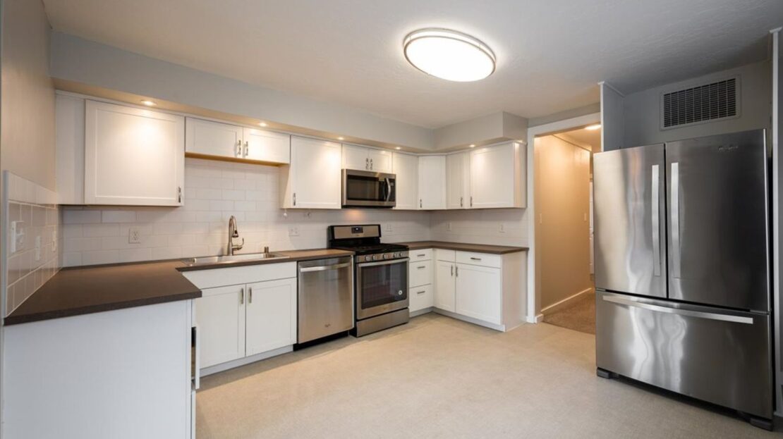 2713 Woburn Street - Bellingham - Washington - 3 bed, 2 bath rental property