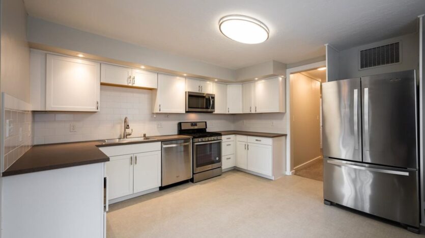 2713 Woburn Street - Bellingham - Washington - 3 bed, 2 bath rental property