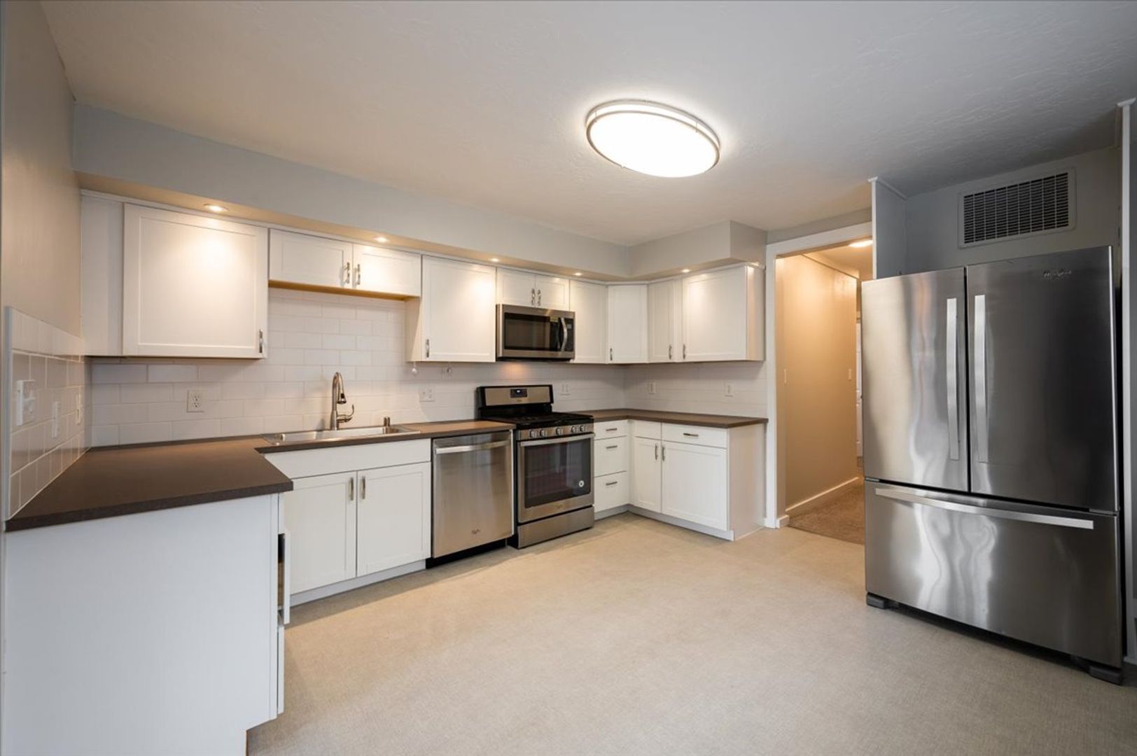 2713 Woburn Street - Bellingham - Washington - 3 bed, 2 bath rental property