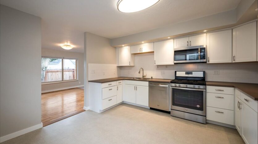 2713 Woburn Street - Bellingham - Washington - 3 bed, 2 bath rental property