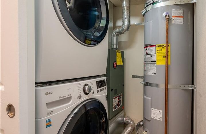 2713 Woburn Street - Bellingham - Washington - 3 bed, 2 bath rental property