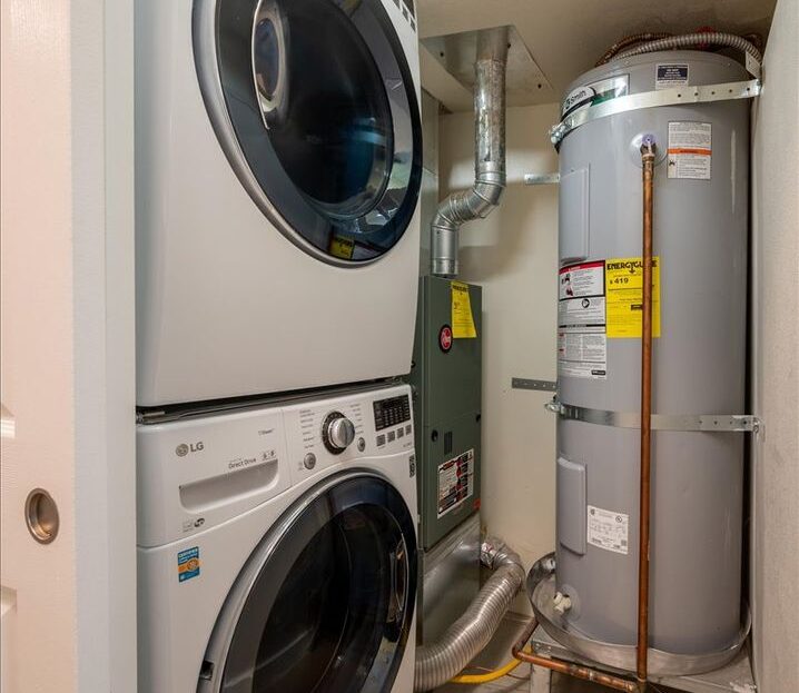 2713 Woburn Street - Bellingham - Washington - 3 bed, 2 bath rental property