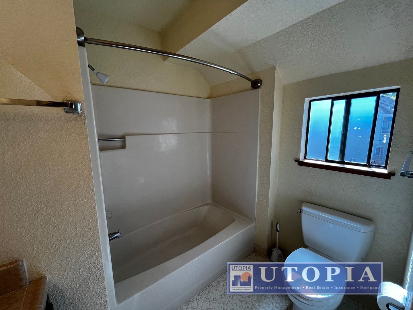 2726 Hampton Lane - Santa Cruz - California - 3 bed, 2.5 bath rental property