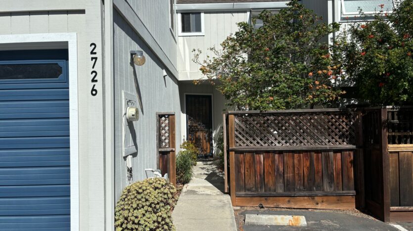 2726 Hampton Lane - Santa Cruz - California - 3 bed, 2.5 bath rental property