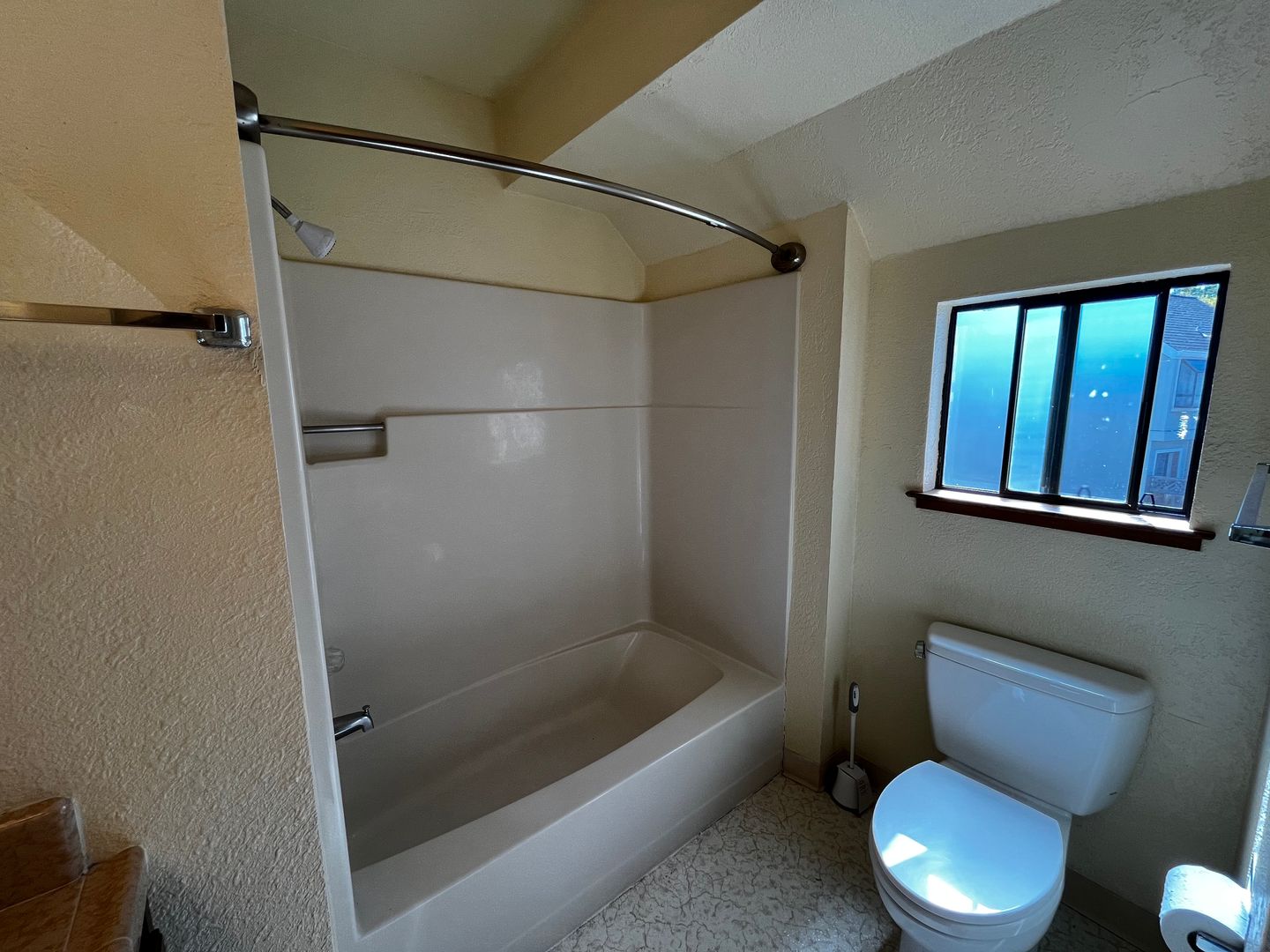 2726 Hampton Lane - Santa Cruz - California - 3 bed, 2.5 bath rental property