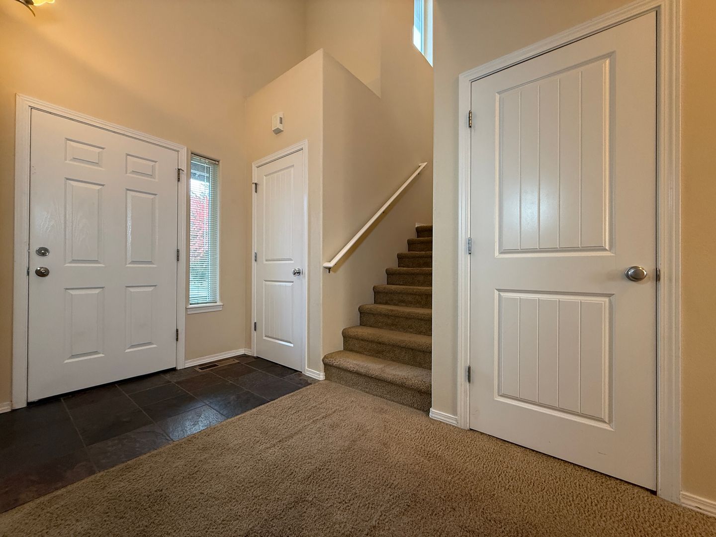 2730 NE 9th Street - Redmond - Oregon - 3 bed, 2.5 bath rental property