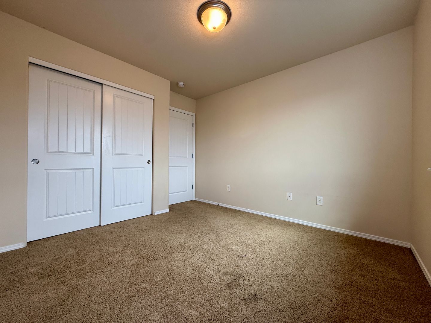 2730 NE 9th Street - Redmond - Oregon - 3 bed, 2.5 bath rental property