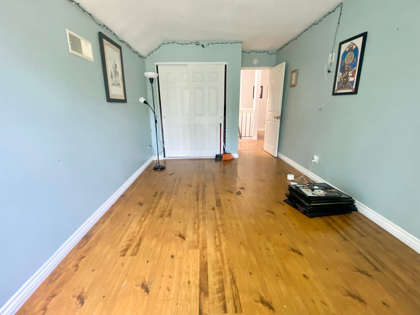 2792 Belbrook Pl - Simi Valley - California - 6 bed, 3 bath rental property